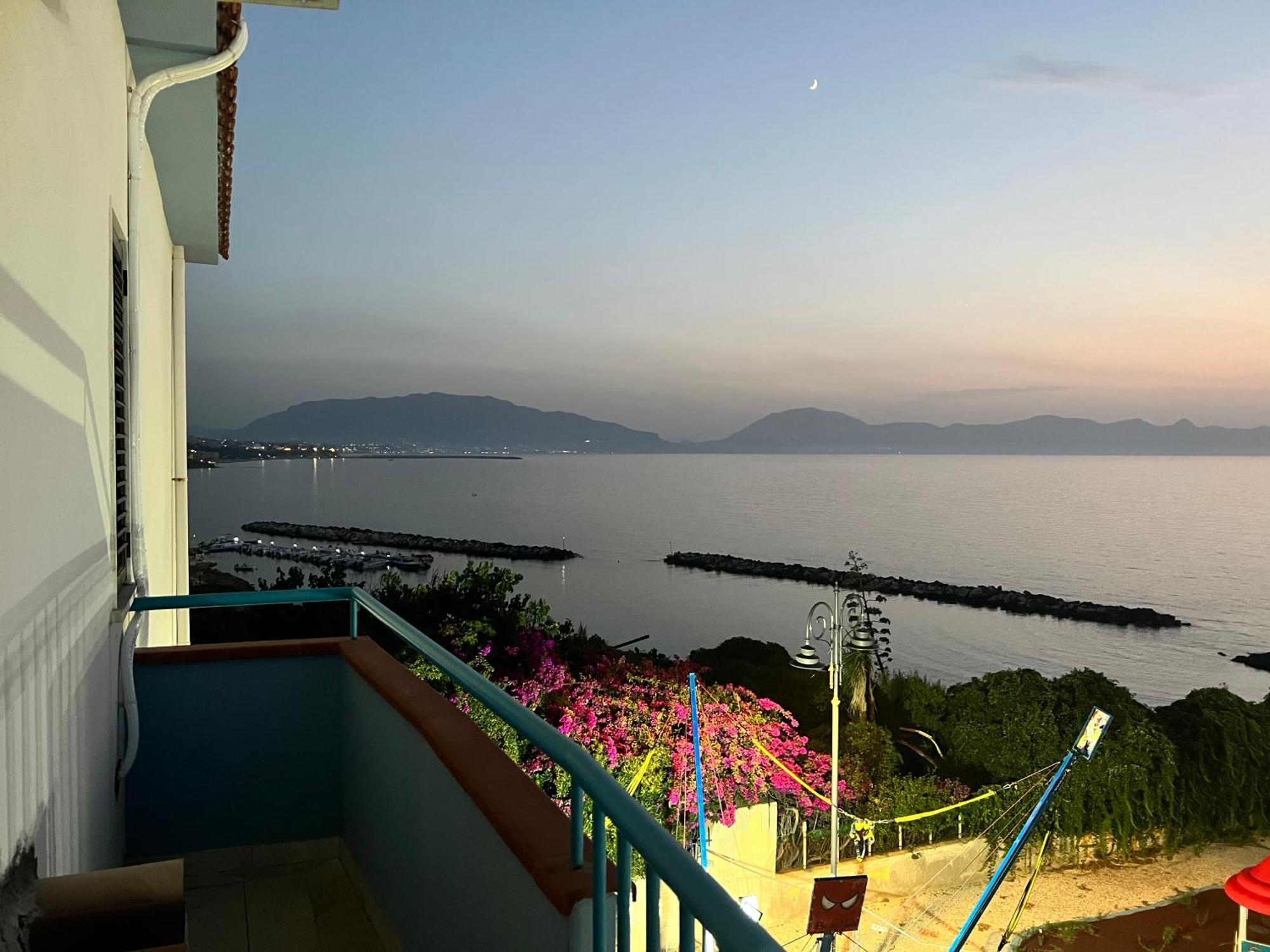 Vista Mare Apartment Trappeto  Exterior photo