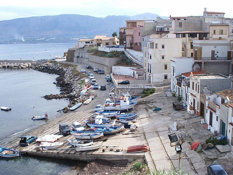 Vista Mare Apartment Trappeto  Room photo