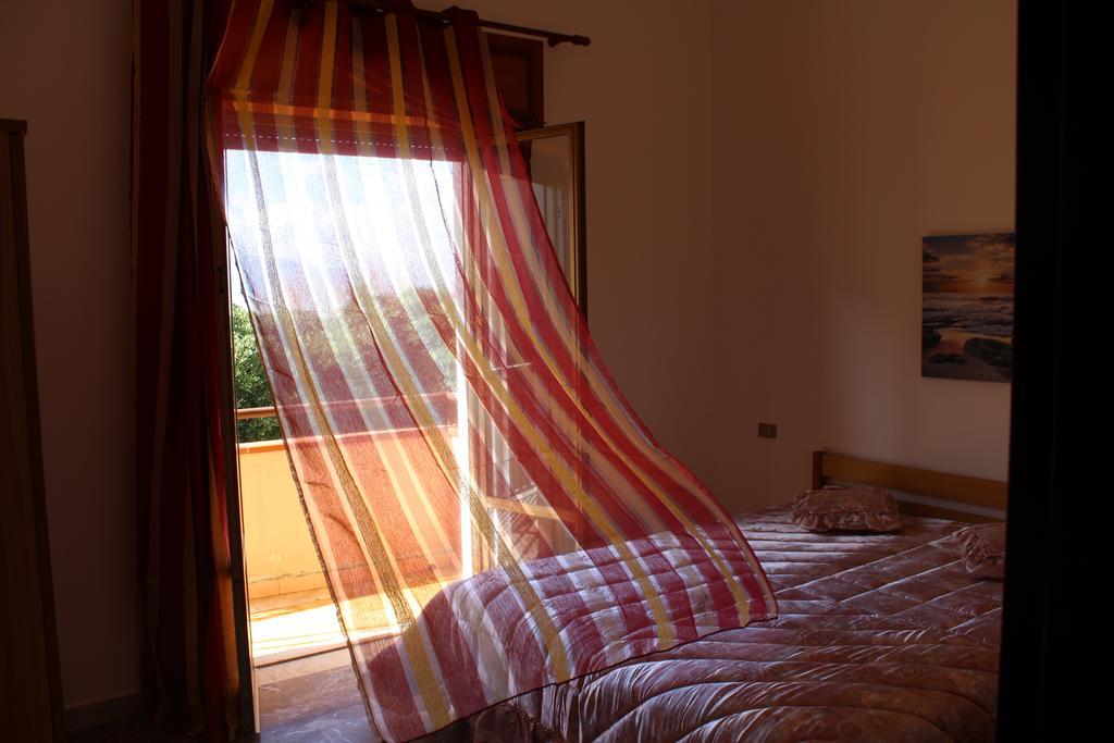 Vista Mare Apartment Trappeto  Room photo