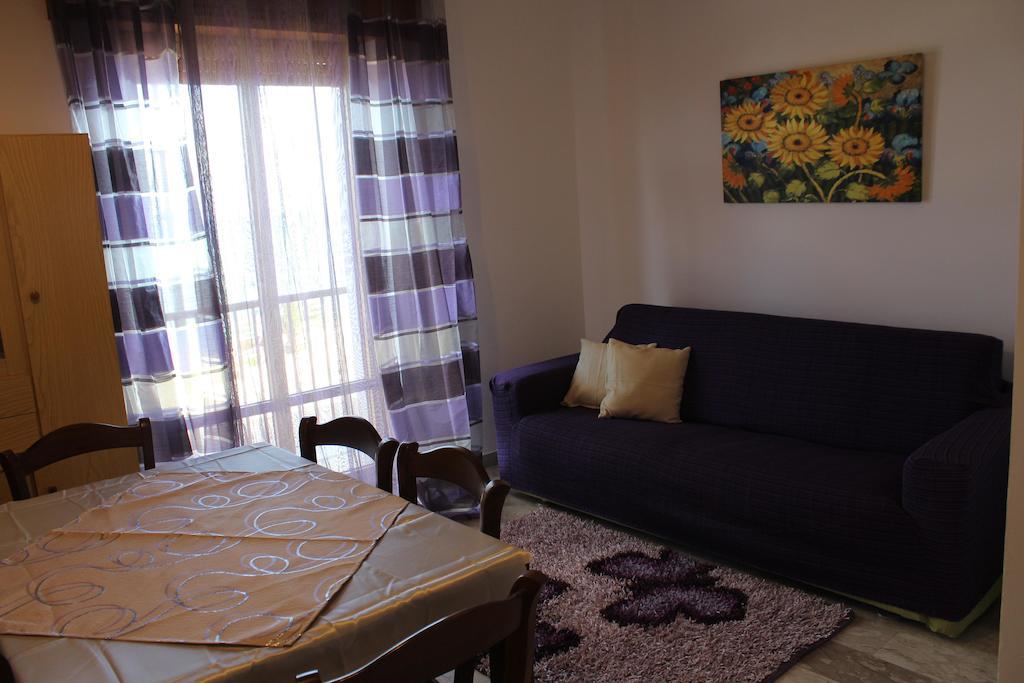 Vista Mare Apartment Trappeto  Room photo